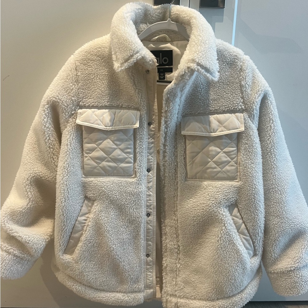 ALO Yoga Sherpa Jacket